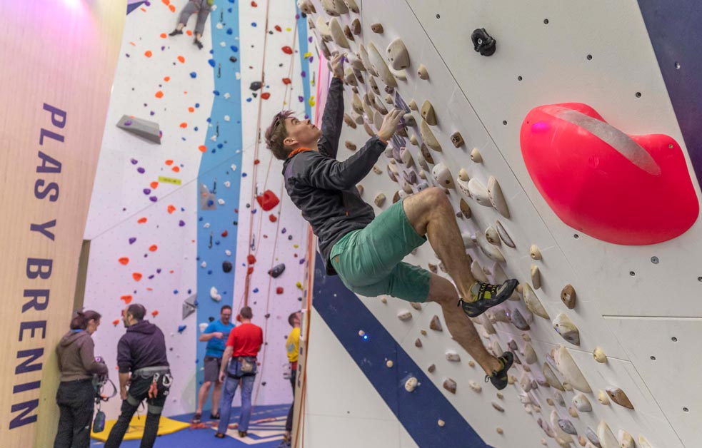 bouldering for beginners